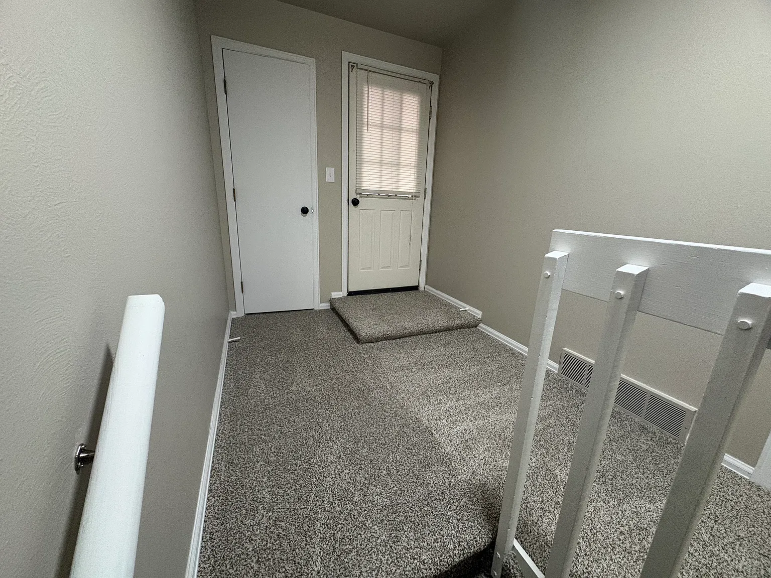 2 bed, 1.5 bath, 1074 sqft, $1,650 — Photo 4