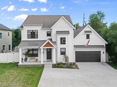 291 W Tienken Rd, Rochester Hills, MI, 48306