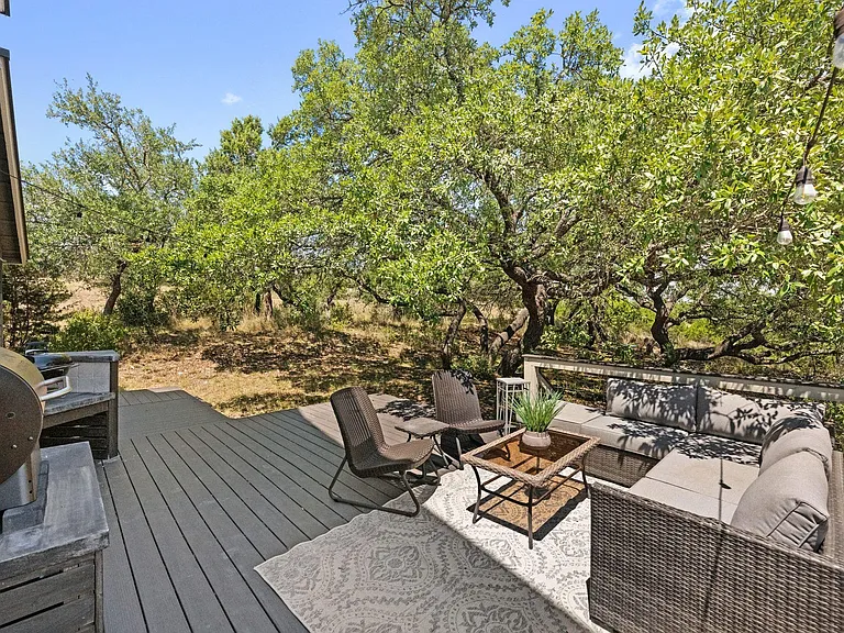 650 Springlake Dr — Photo 23