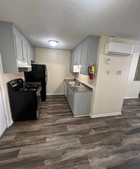 1212 Chesterfield Ave #E — Photo 3