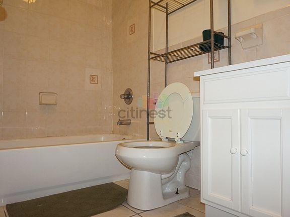 5th image of 372 Lefferts Ave #2FR