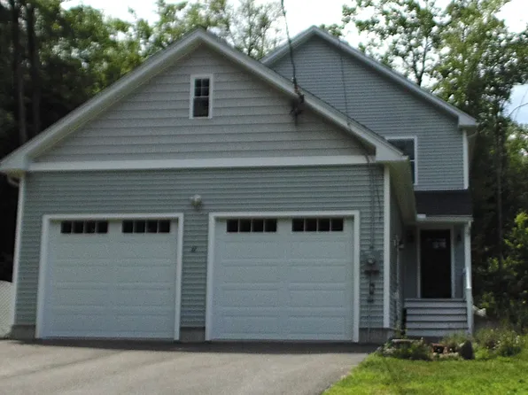 31 Chuck Street, Weare, NH 03281