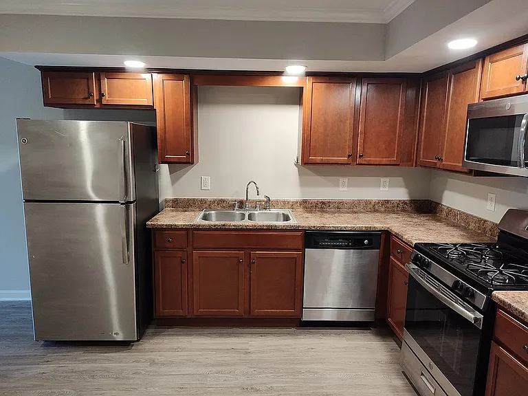 2732 Penn Meade Dr — Photo 4