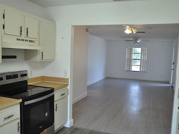 3rd image of 4306 Royal Banyan Way #C-9