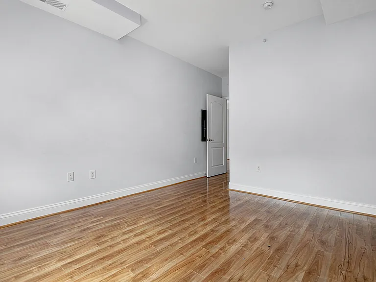 1111 Oronoco St #426 — Photo 12