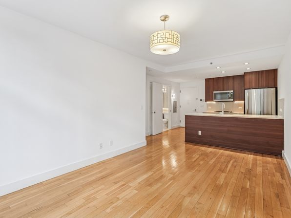 33 Caton Pl APT 1M