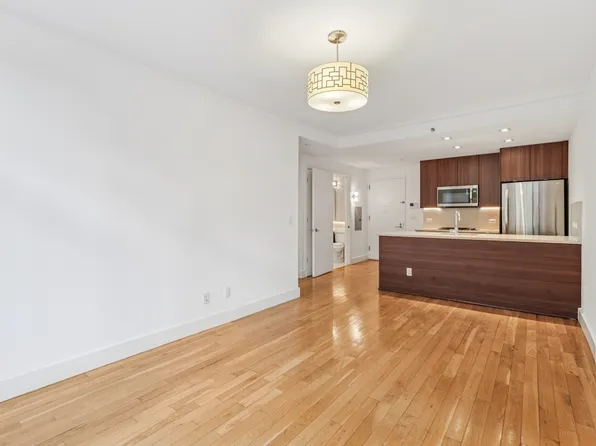 33 Caton Place image 1 of 34