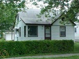 15315 Buck St, Taylor, MI 48180