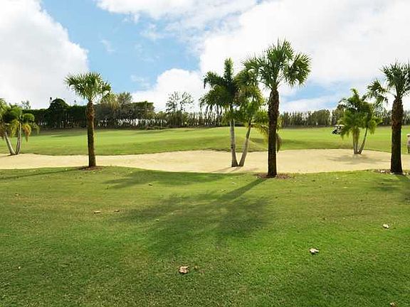 Home For Sale In Boca Grove