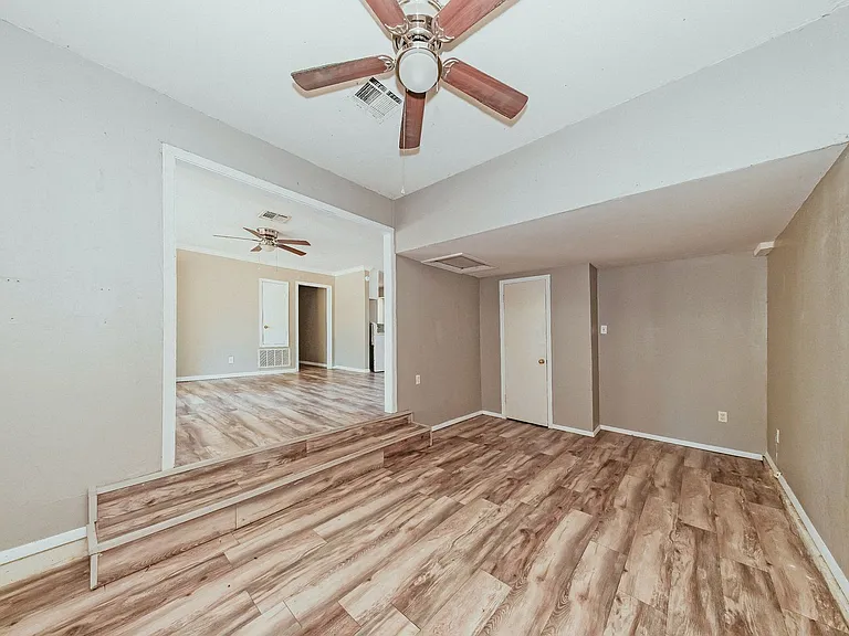 2610 NW Lindy Ave — Photo 16