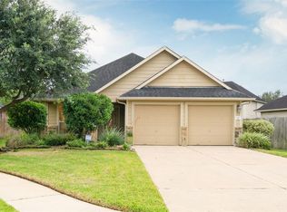 4415 Kirk Manor Ct, Fresno, TX 77545