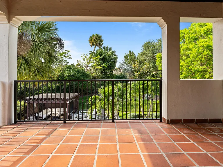 9521 Eden Mnr — Photo 113