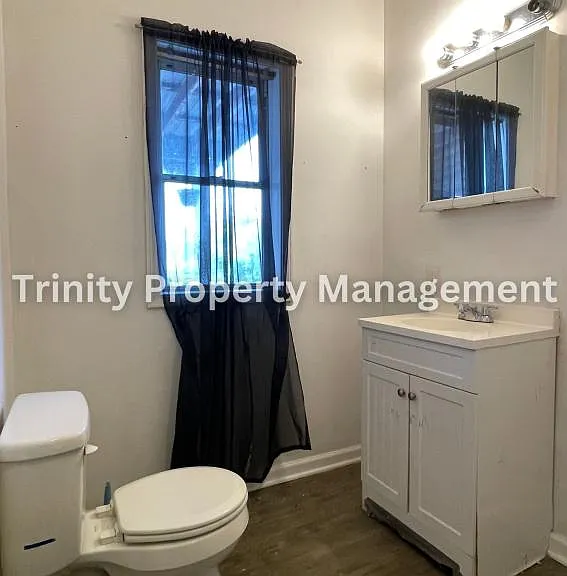 545 Baltimore Ave — Photo 6