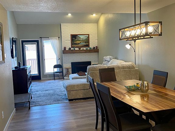 5th image of 3077 Aspen Dr
