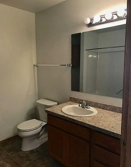 Unit Photo