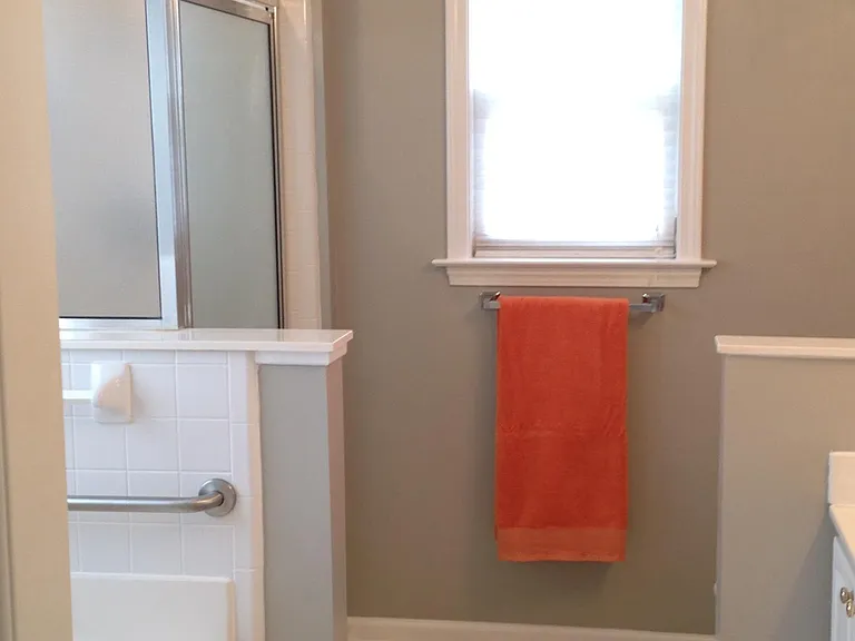 Main en-suite bathroom has separate shower, garden tub, double sink vanity with 3 drawers and under sink cupboards.
