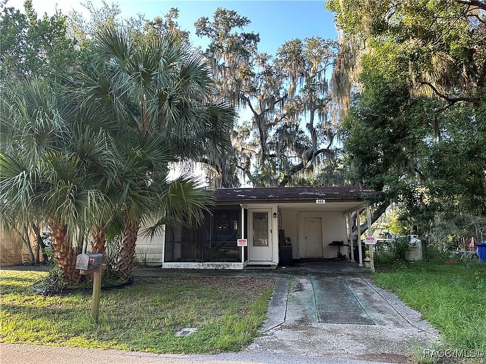 1st image of 220 NE 7th Ter