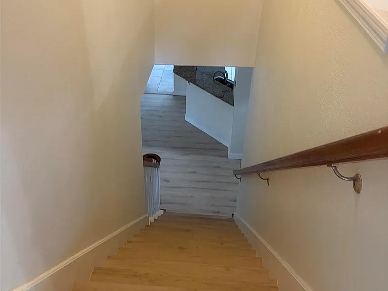 22 E Sterling Pond Cir — Photo 6