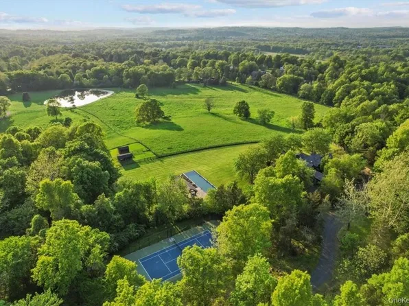 101 Mountain Lodge, Washingtonville, NY 10992