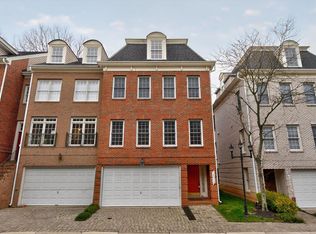 12013 Montrose Park Pl, Rockville, MD 20852