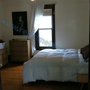 4th image of 2216 26th Ave S APT 1