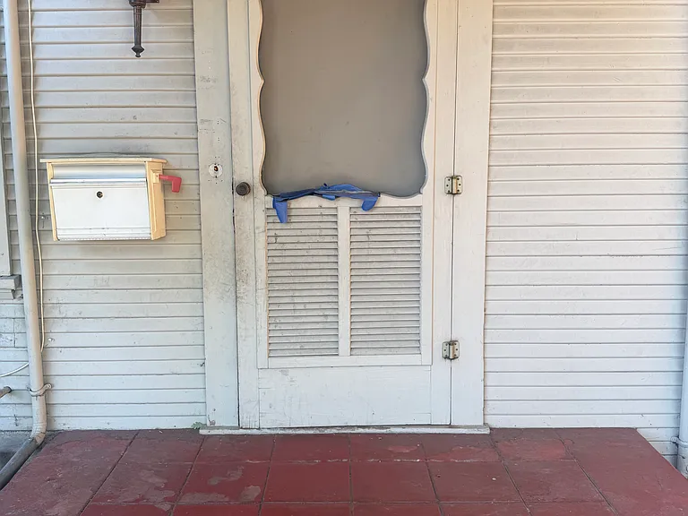 34 W Elm St — Photo 8