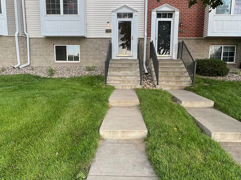 7866 Old Carriage Ct #7866 — Photo 2