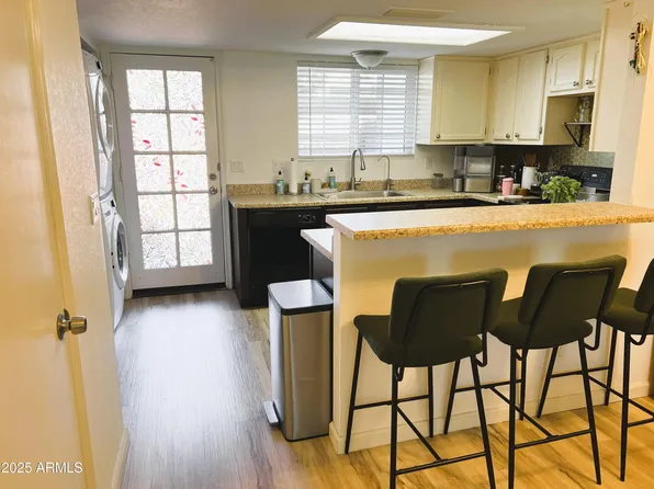 6609 W JAMAICA Drive, Glendale, AZ 85306