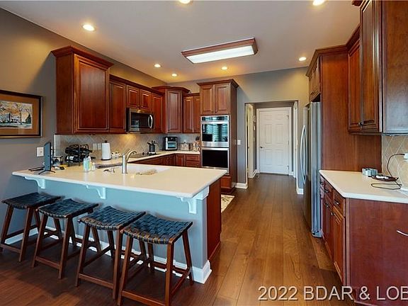 4th image of 158 Muirfield Ct