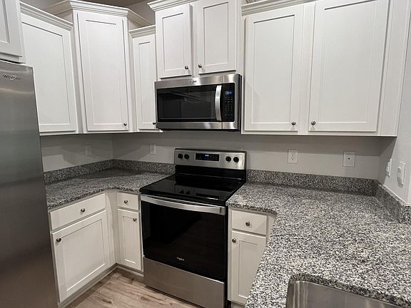 3rd image of 30 Sandy Cove Way #1