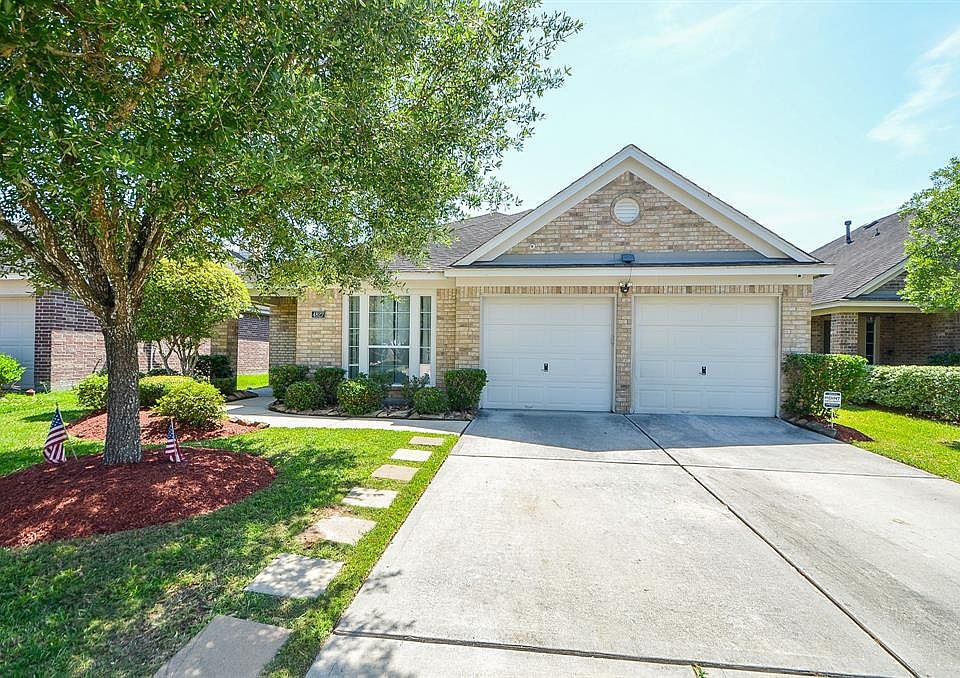 1st image of 4827 Mosaic Canyon Ct