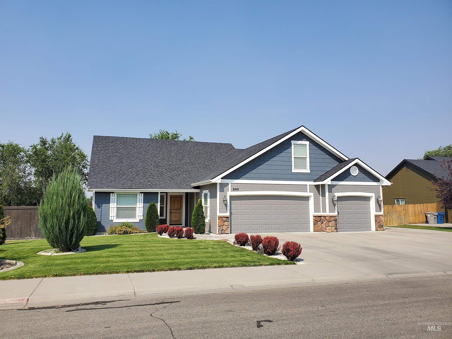 640 Lago St, Mtn Home, ID 83647 Zillow