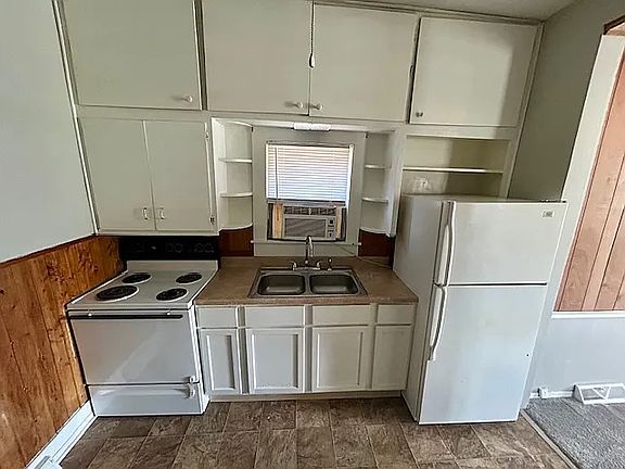 5th image of 824-826 W North St
