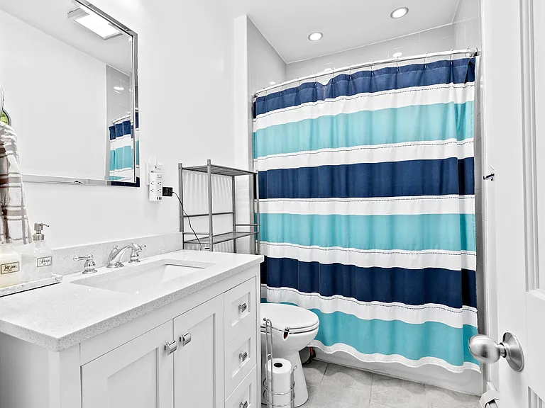 12 Houghton St #1 — Photo 12