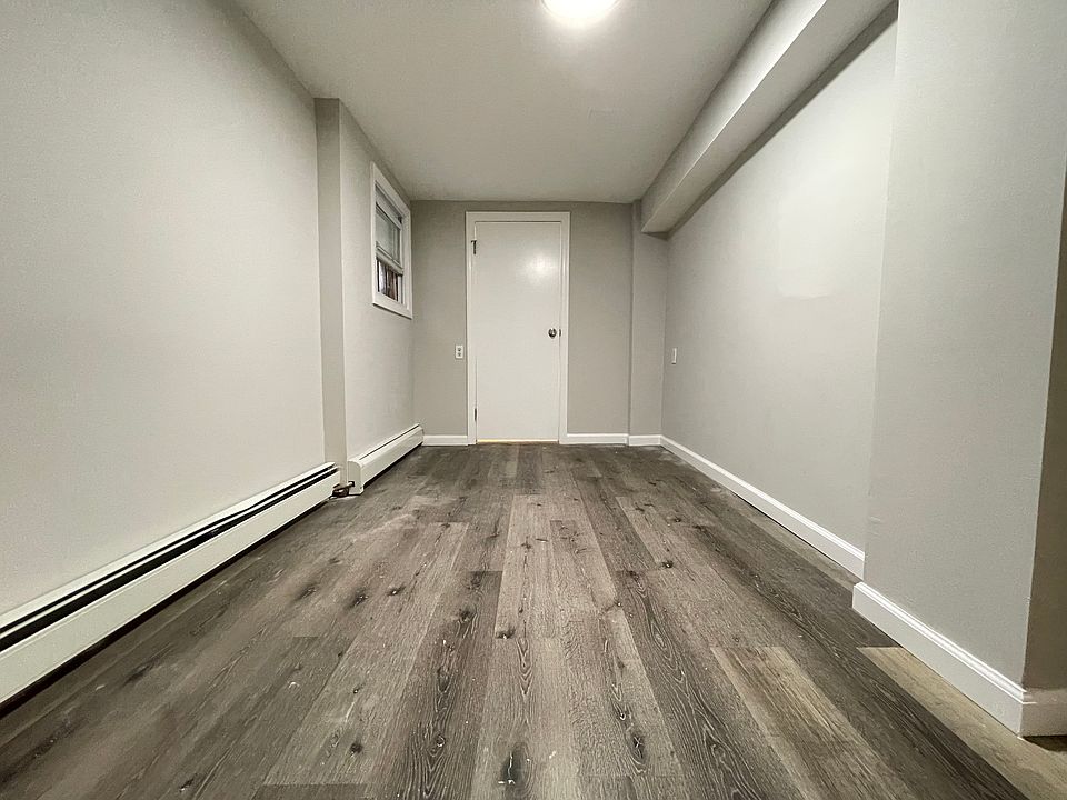 2nd image of 336 Terrace Ave #1E