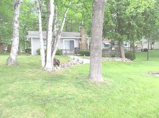 9250 Birch Isle Rd, Farwell, MI 48622