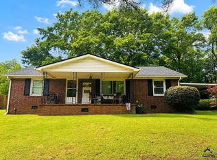 5625 Whippoorwill Dr, Macon, GA 31216