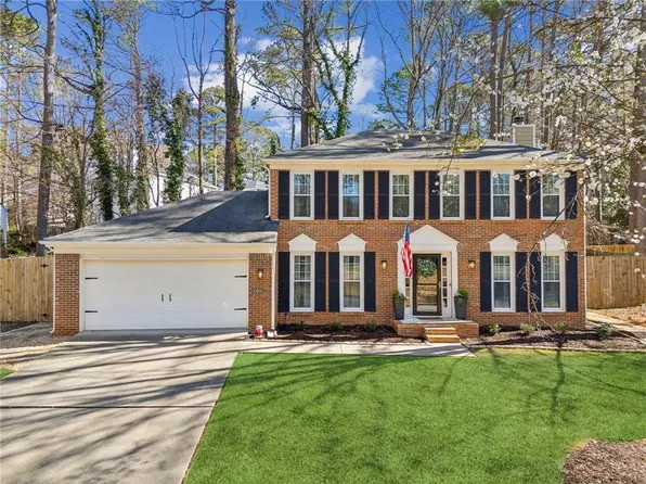2110 Laurel Mill Way, Roswell, GA 30076