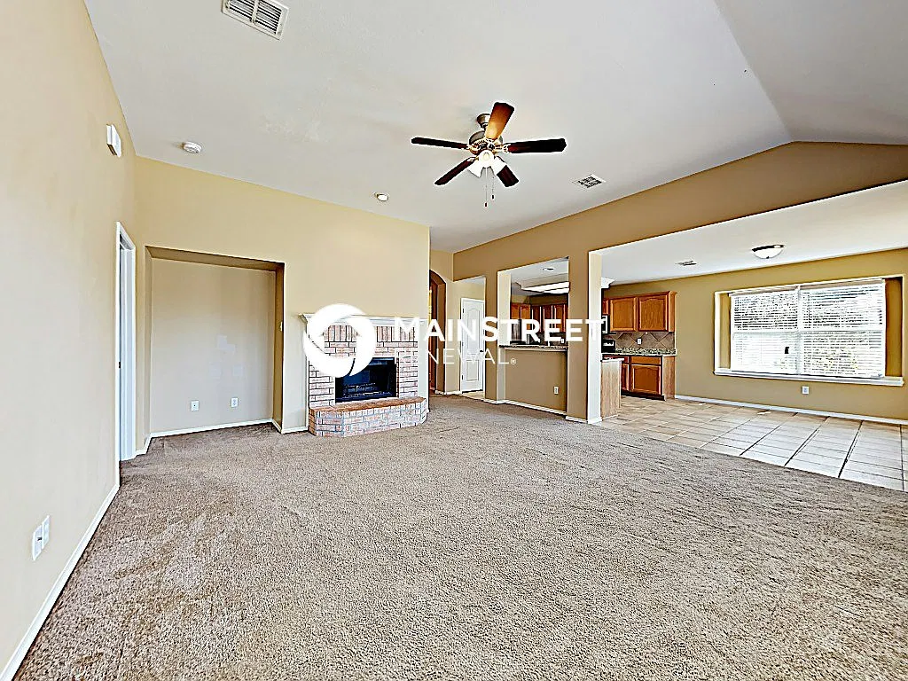 1400 Gatlinburg Circle — Photo 4