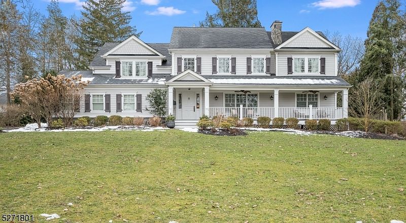 1st image of 18 West Dr