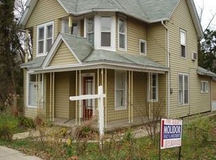 10509 Main St, Richmond, IL 60071