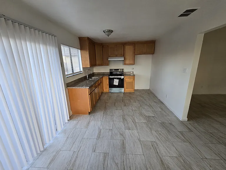 1509 Fedora Ct — Photo 7