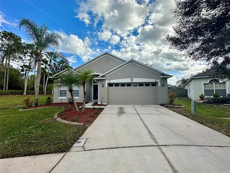 8037 Moccasin Trail Dr — Photo 2