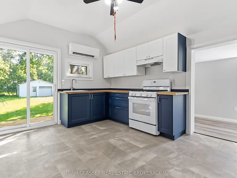 34 Broadway St — Photo 15