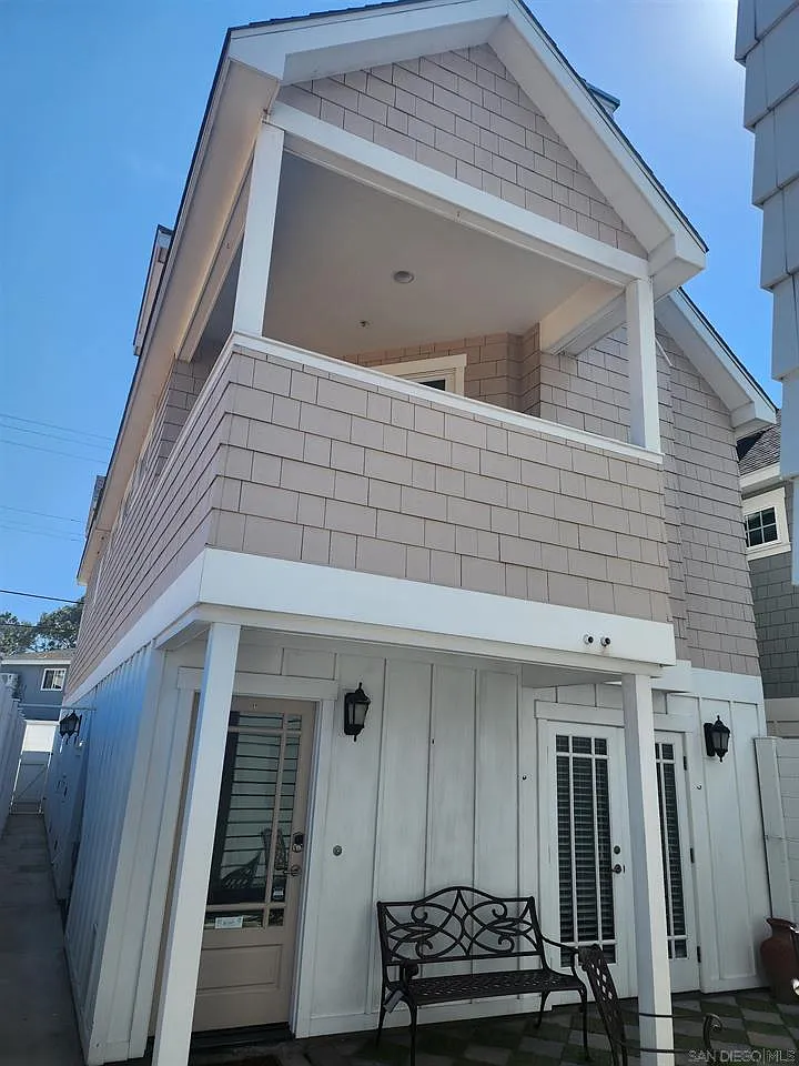 3 bed, 1800 sqft, $6,500 — Photo 1
