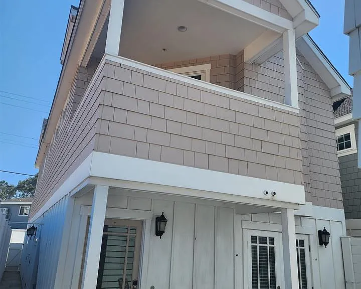 851 G Ave — Photo 1