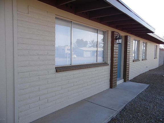 4th image of 2937 W Bartlett Pl