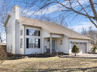907 Sivley Rd, Hopkinsville, KY 42240