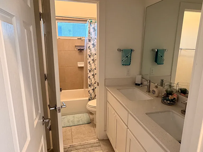 4413 Berkman Dr #A — Photo 11