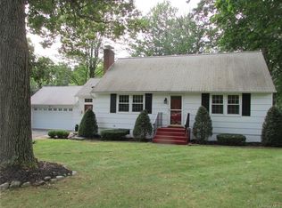 25 Catalpa Rd, Newburgh, NY 12550